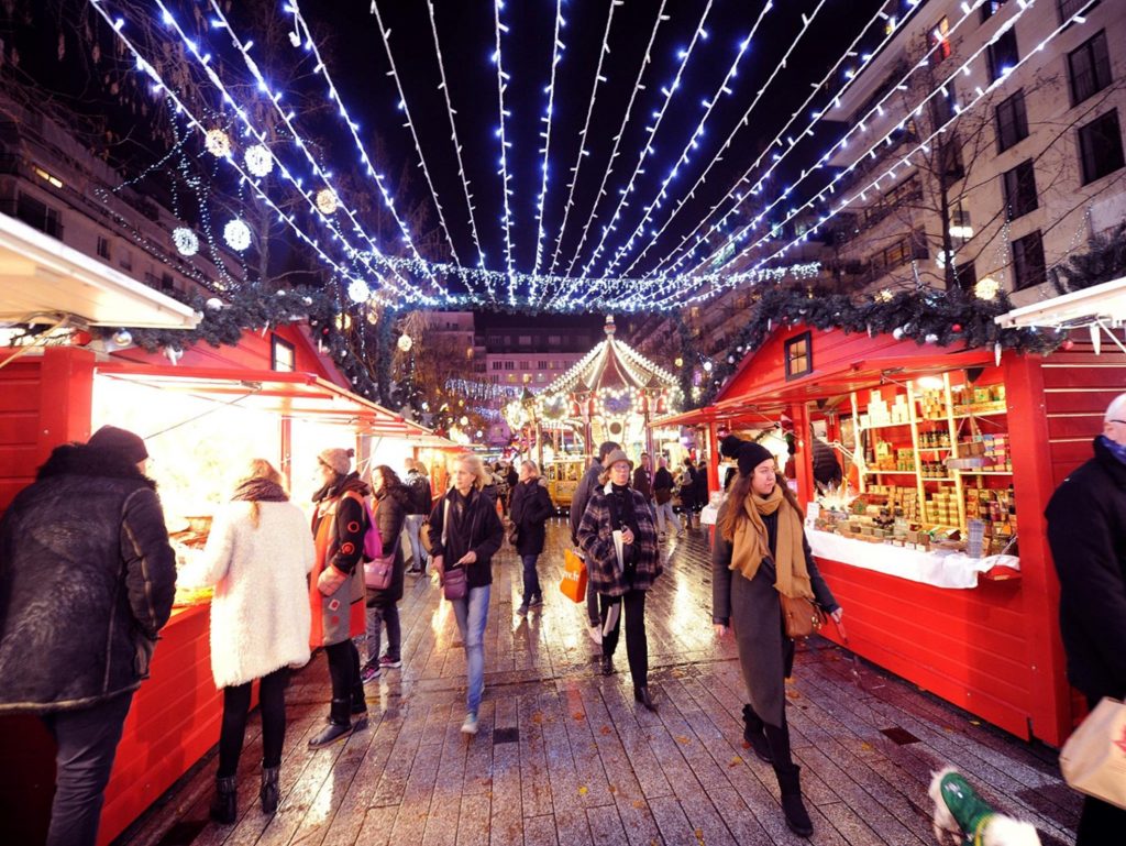 balade dans les allees du marche de noel de boulogne billancourt